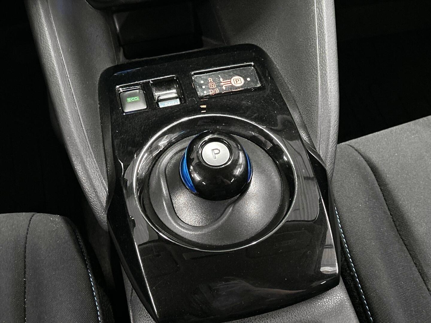 NISSAN Leaf 2020