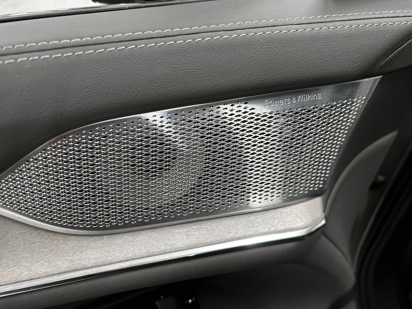 VOLVO EX90 2025