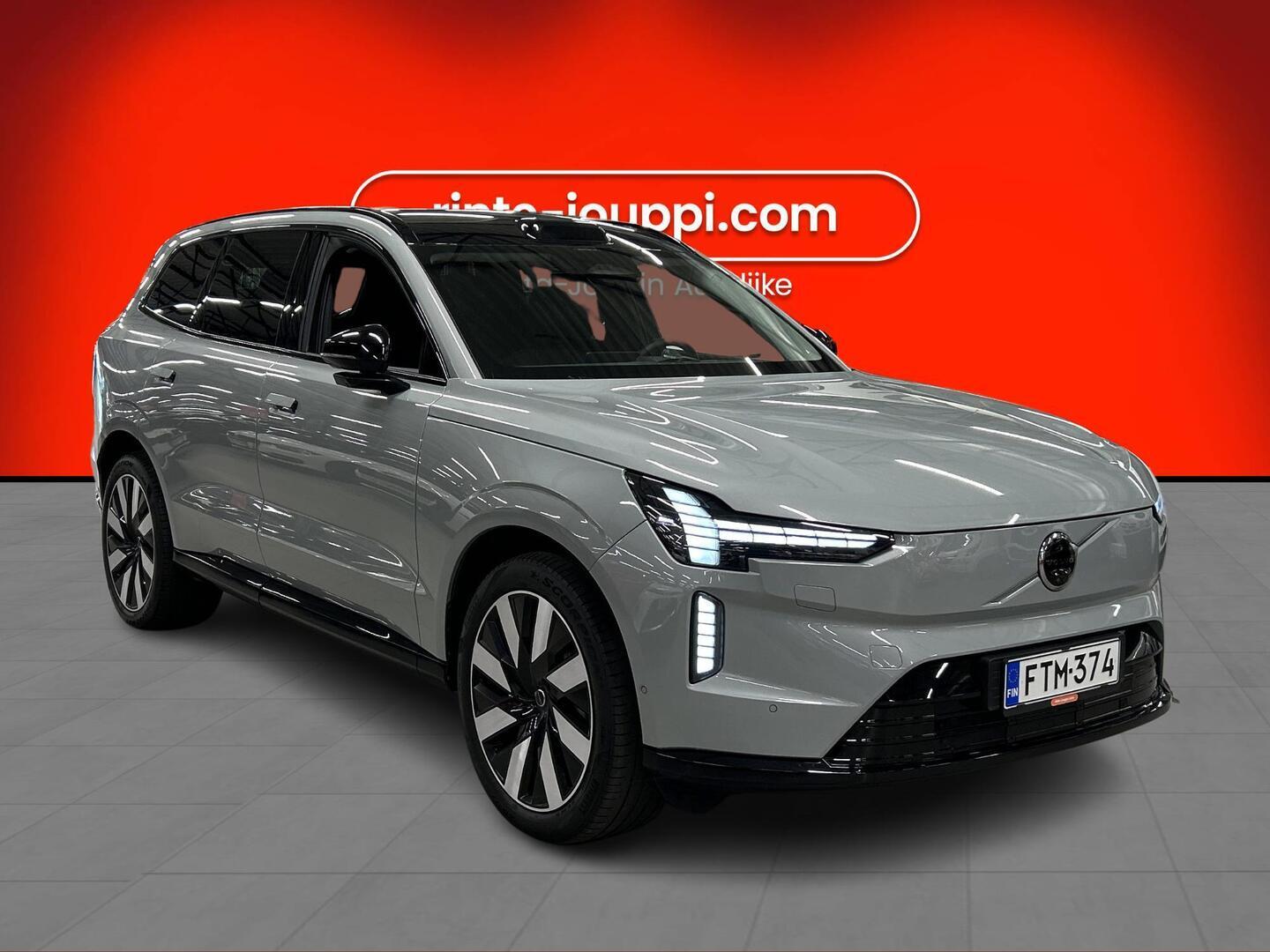 VOLVO EX90 2025