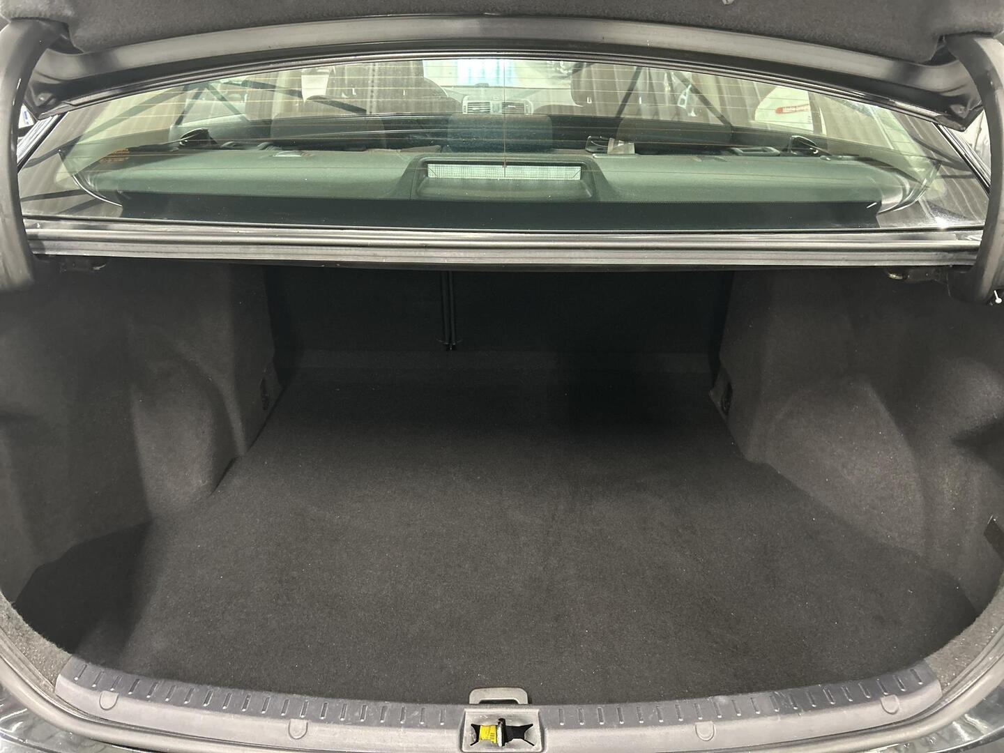 TOYOTA Avensis 2011