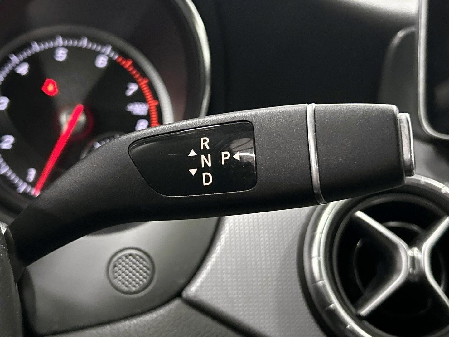 MERCEDES-BENZ CLA 2019
