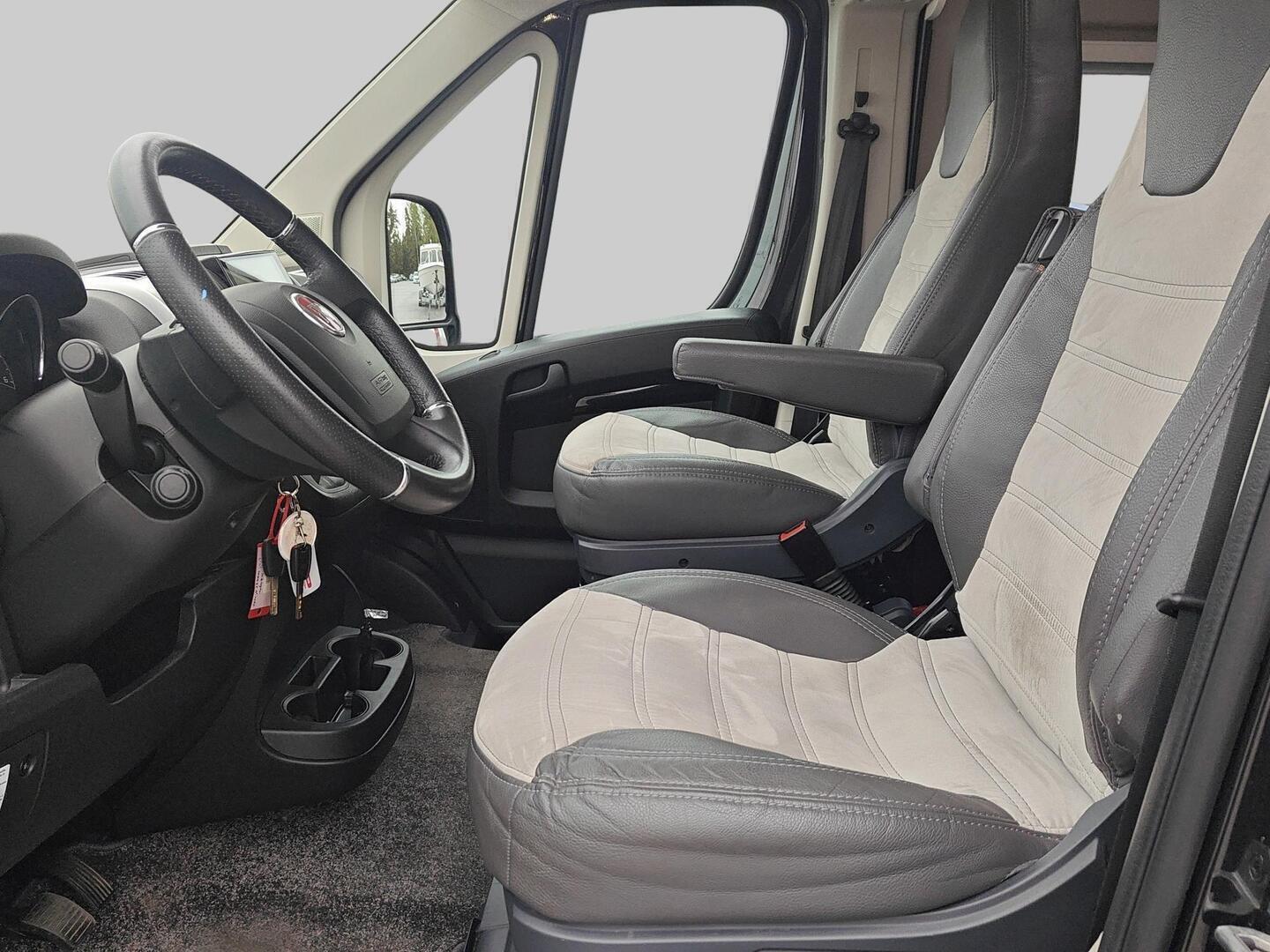 SUNLIGHT Cliff 600 2022