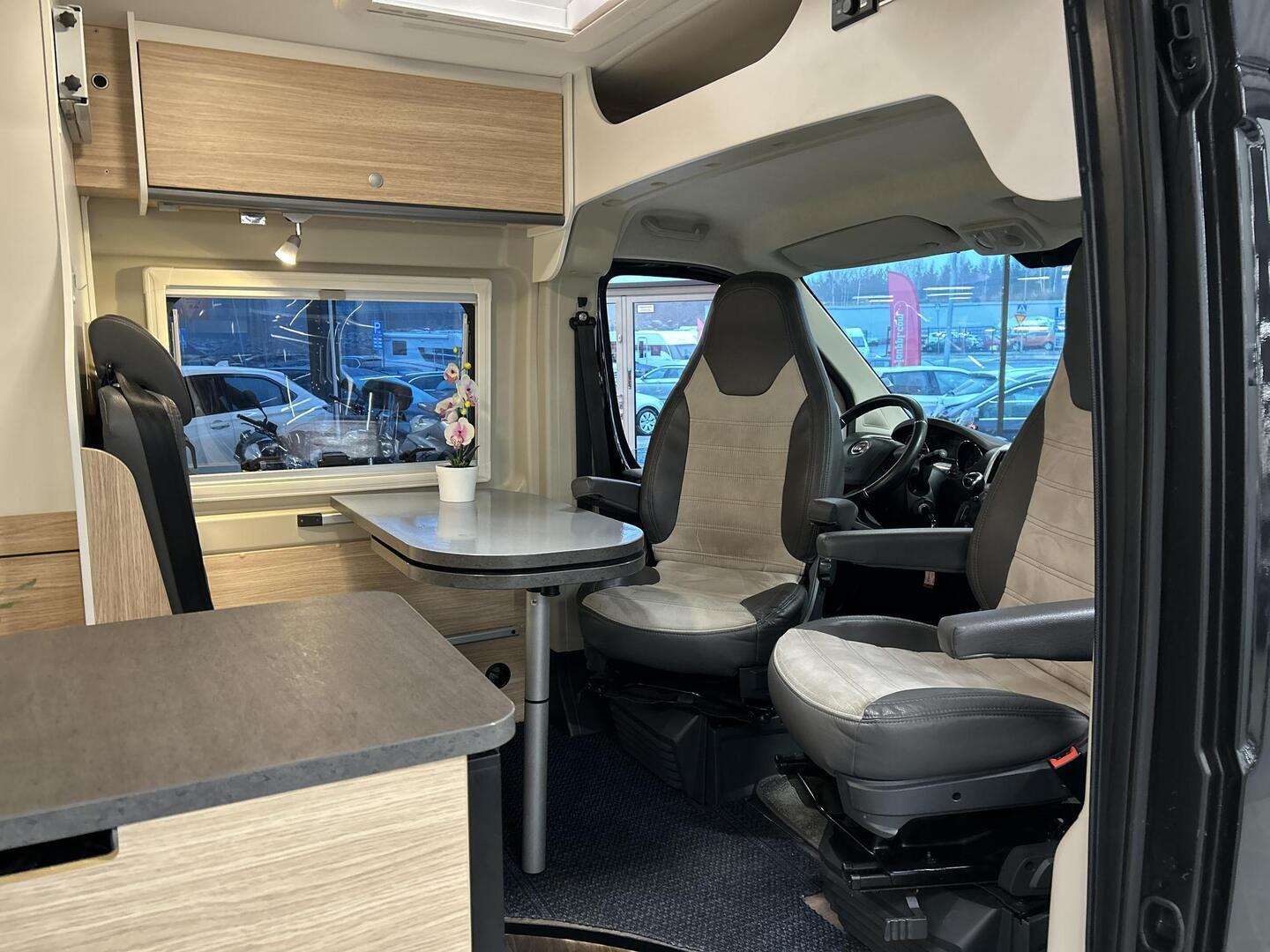 SUNLIGHT Cliff 600 2022