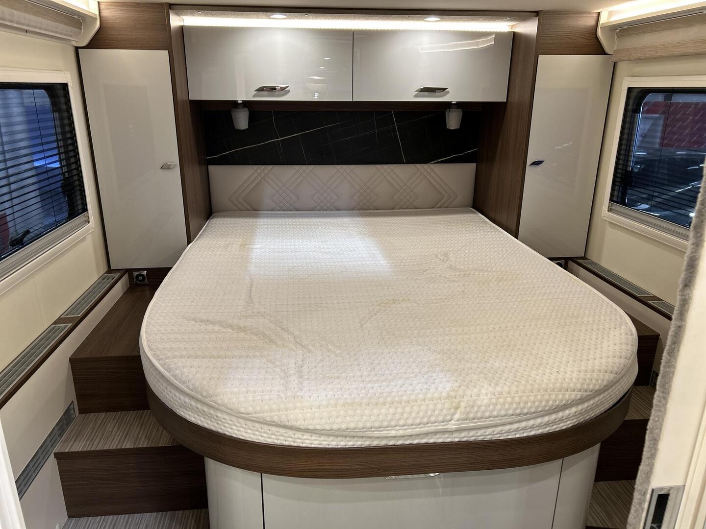 BÜRSTNER Elegance i920 G 2022