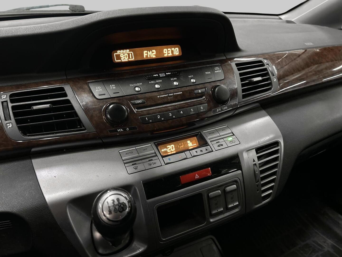 HONDA FR-V 2005