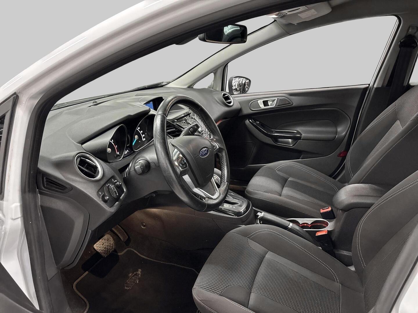 FORD Fiesta 2016