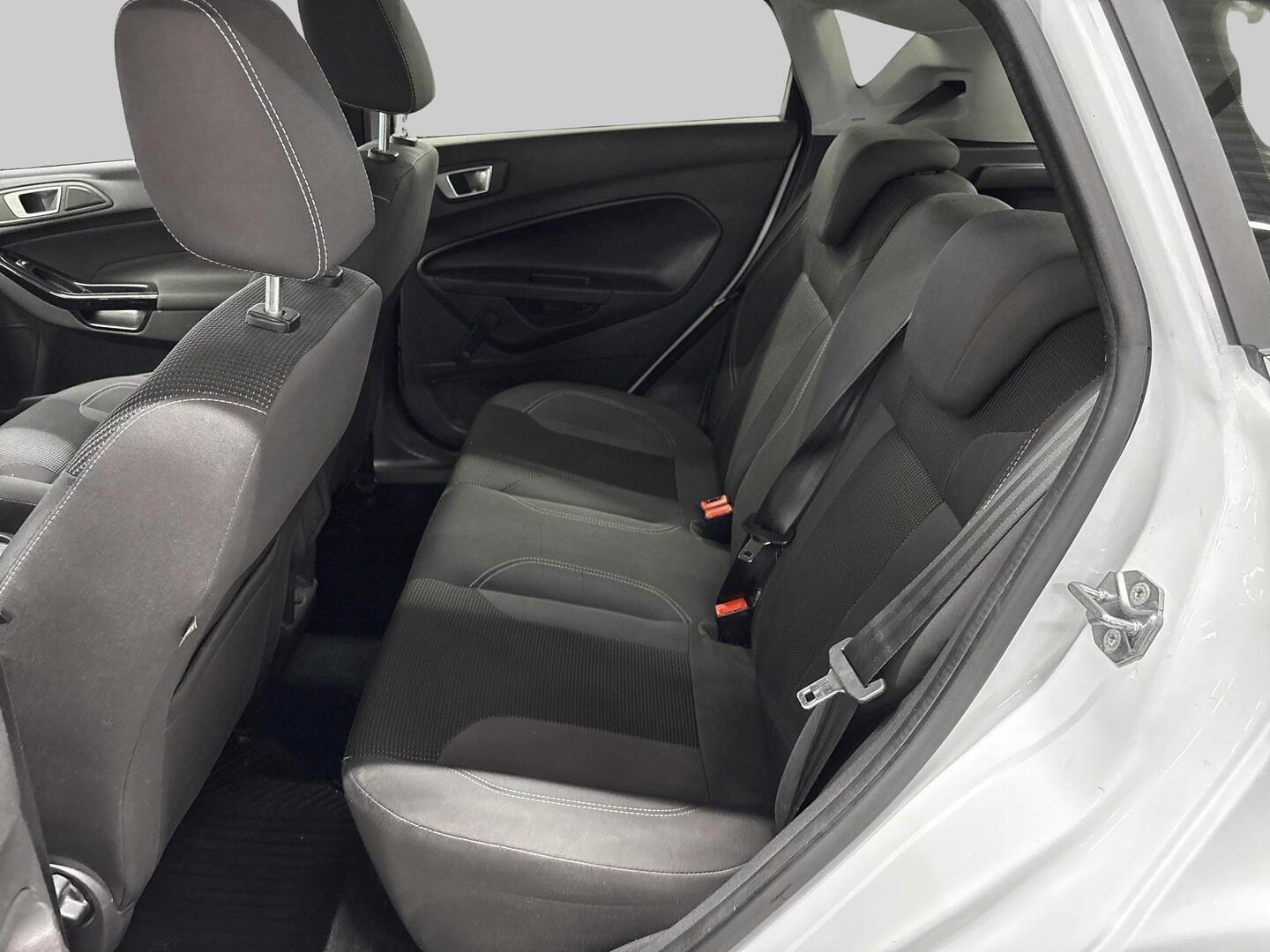FORD Fiesta 2016