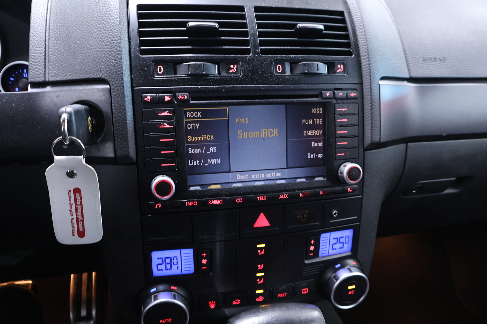 VOLKSWAGEN Touareg 2009