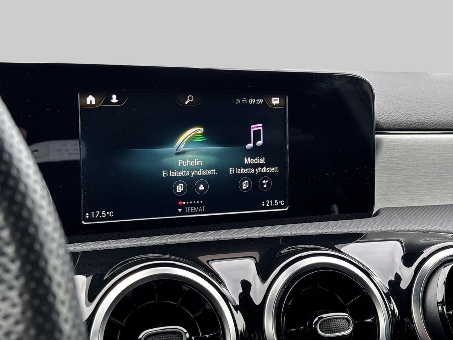 MERCEDES-BENZ A 2020