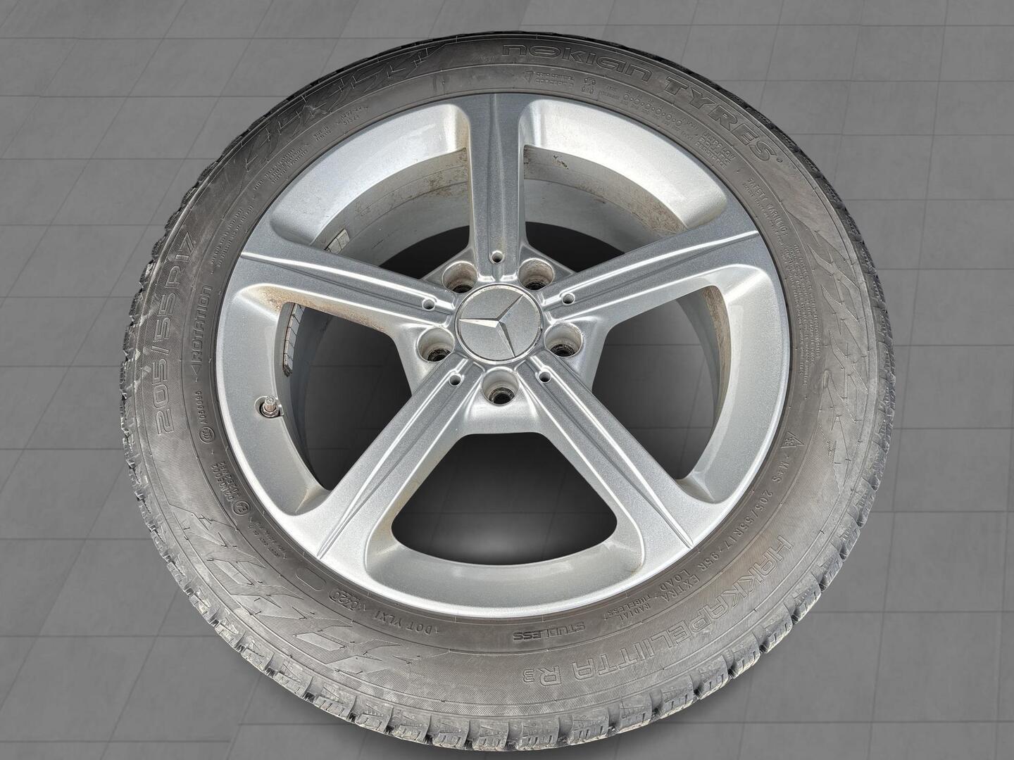 MERCEDES-BENZ A 2020