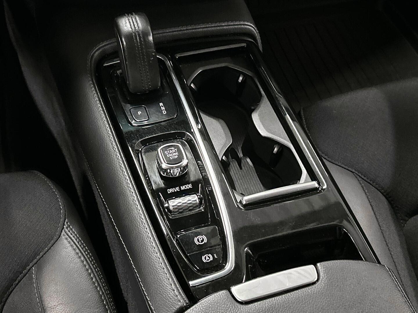 VOLVO V60 2020