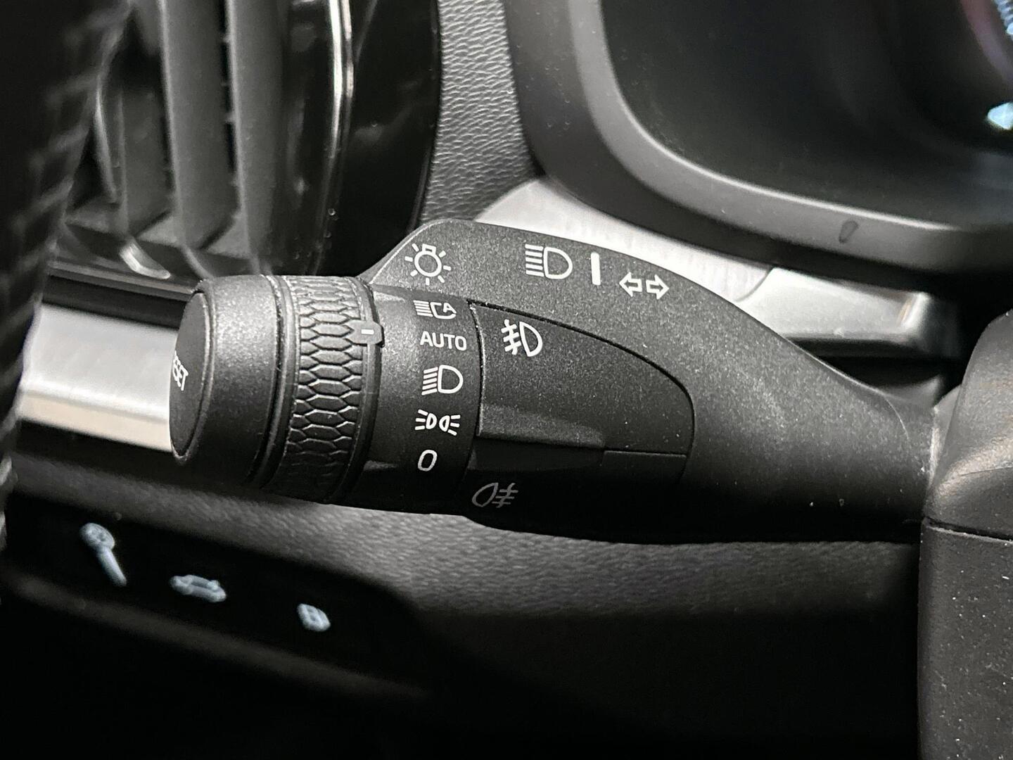 VOLVO V60 2020