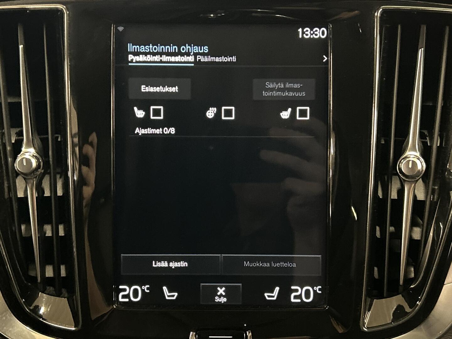 VOLVO V60 2020