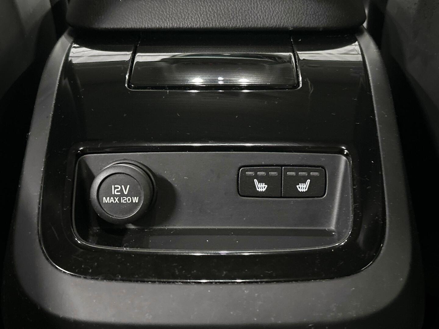 VOLVO V60 2020