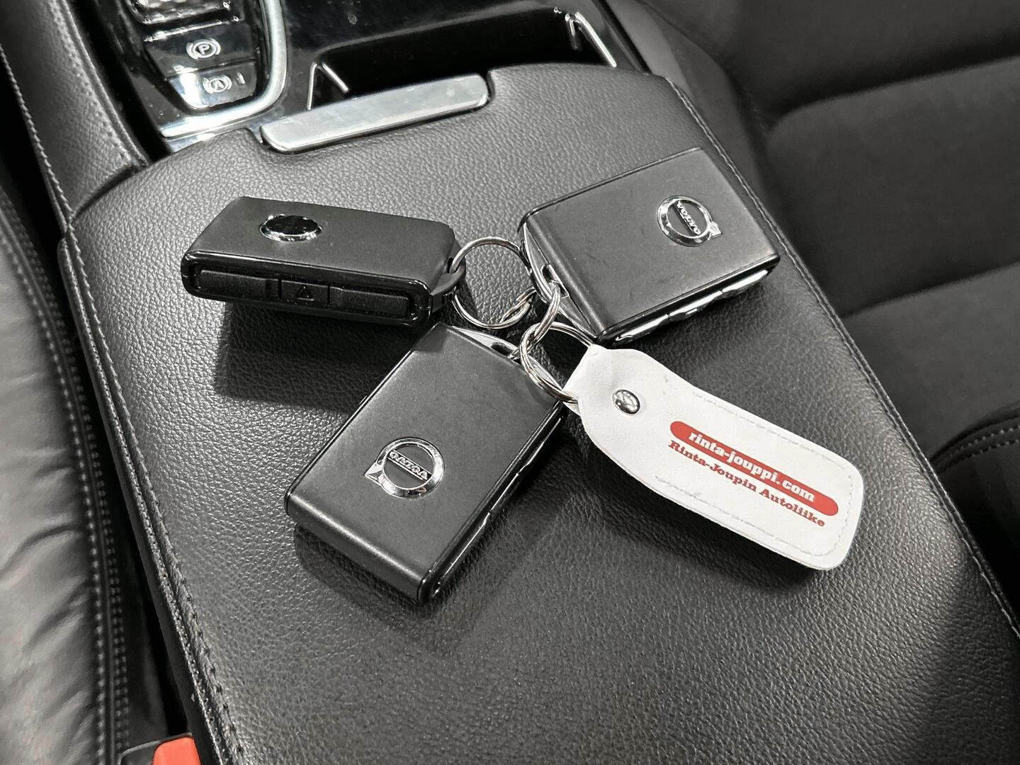 VOLVO V60 2020