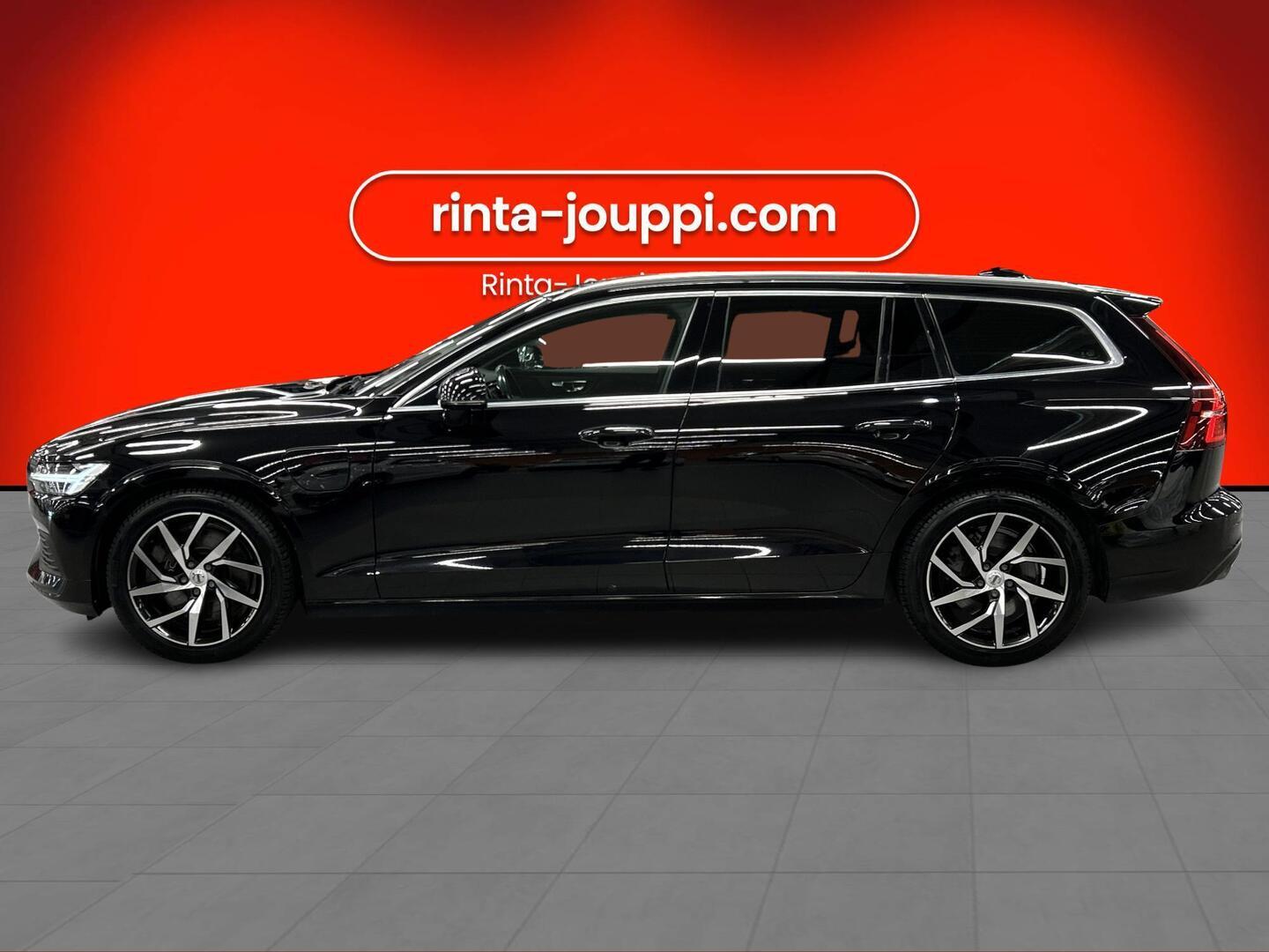 VOLVO V60 2020