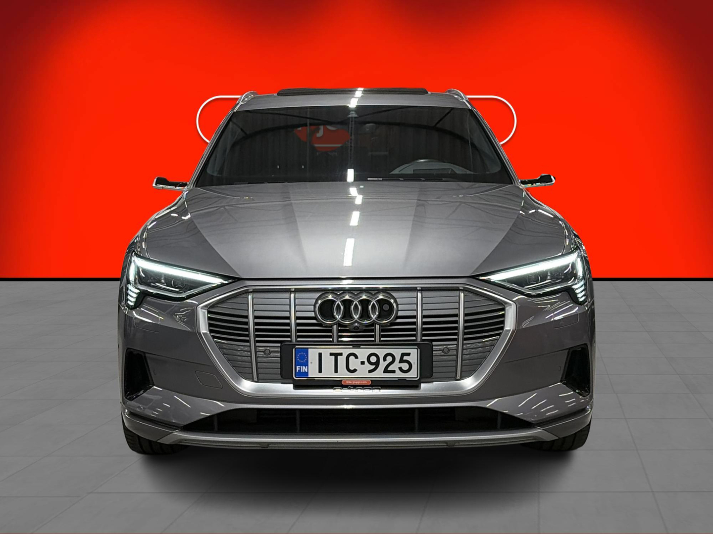 AUDI E-TRON 2022