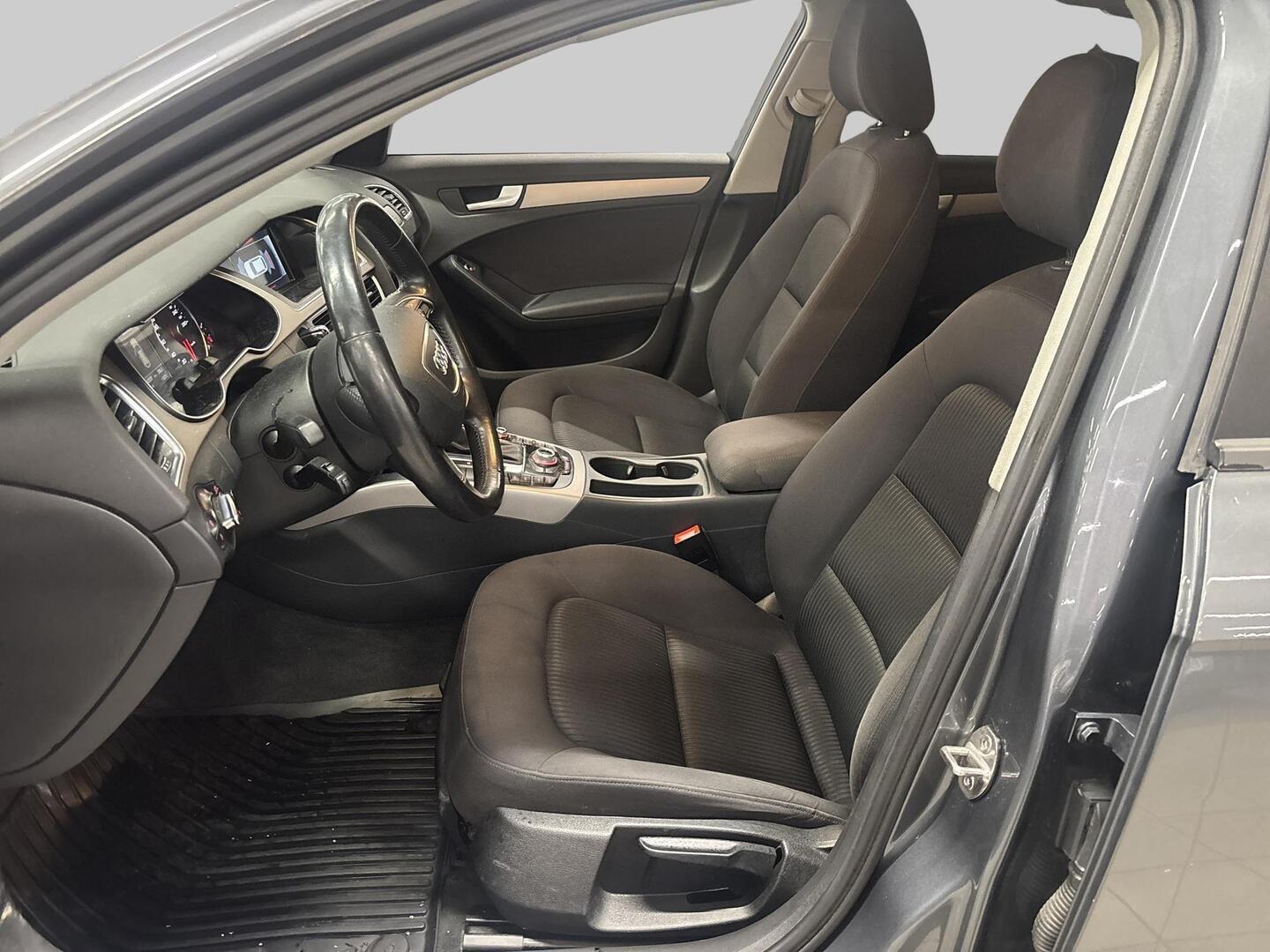 AUDI A4 2014