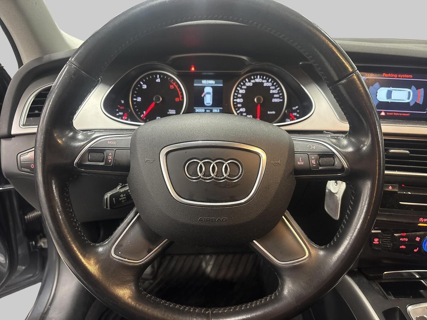 AUDI A4 2014