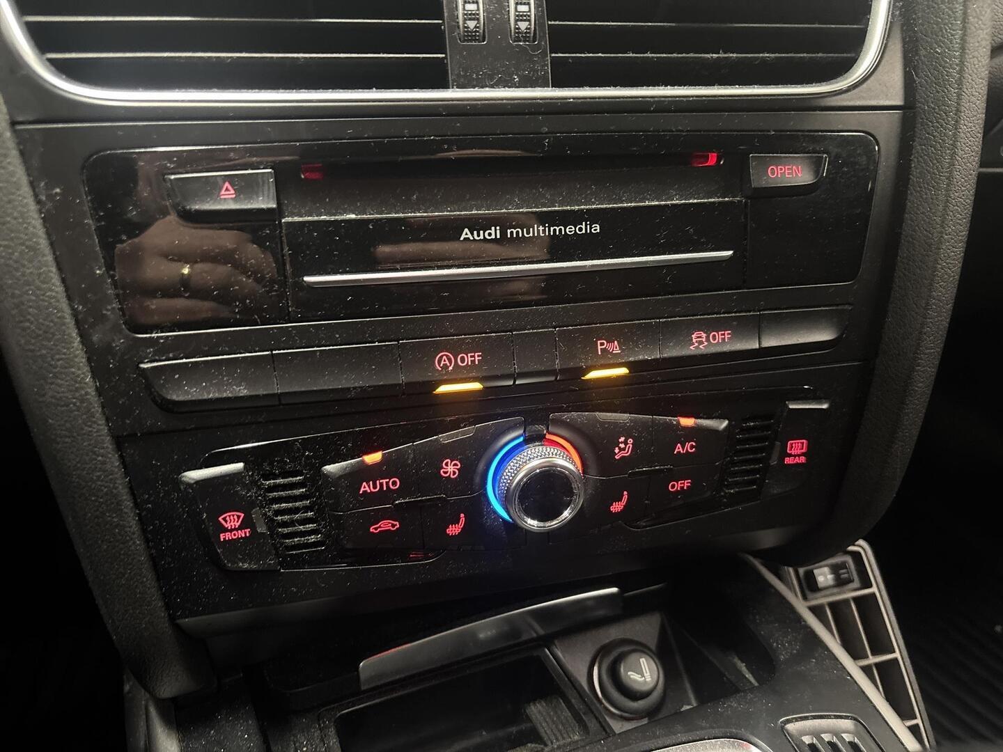 AUDI A4 2014