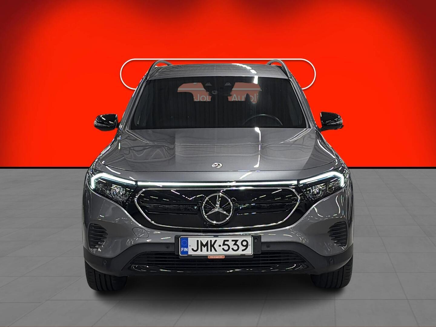 MERCEDES-BENZ EQB 2022