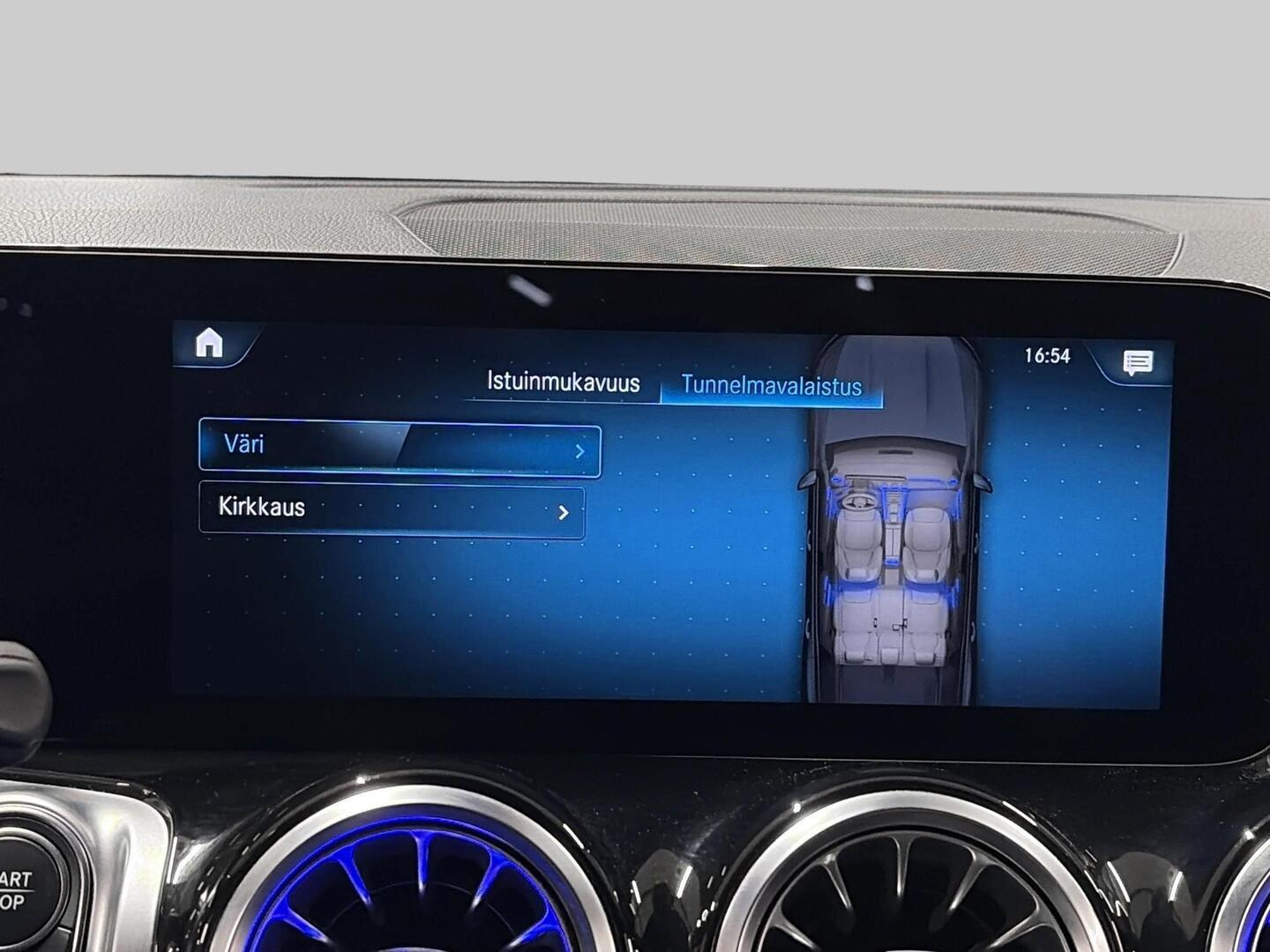 MERCEDES-BENZ EQB 2022