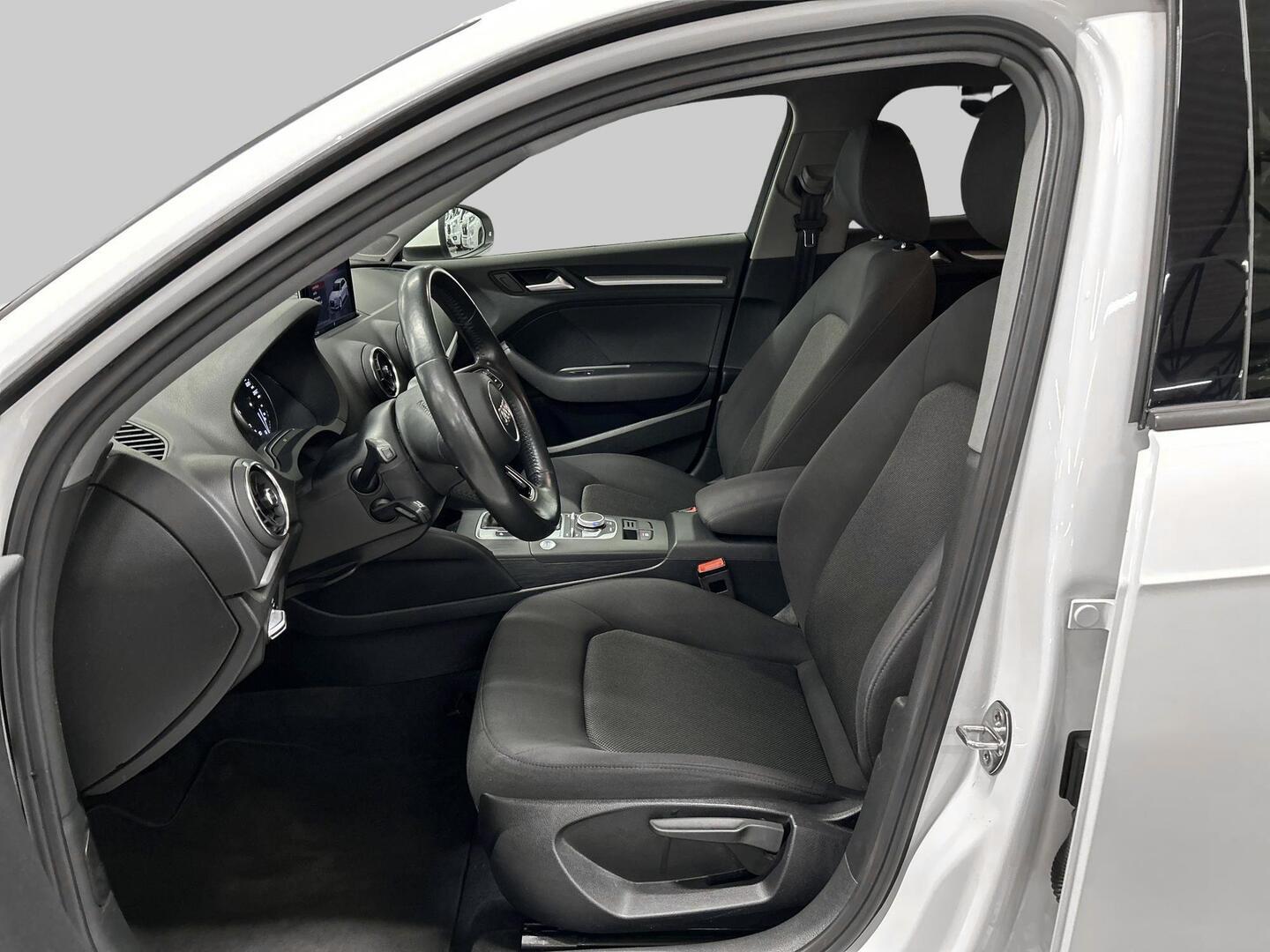AUDI A3 2017