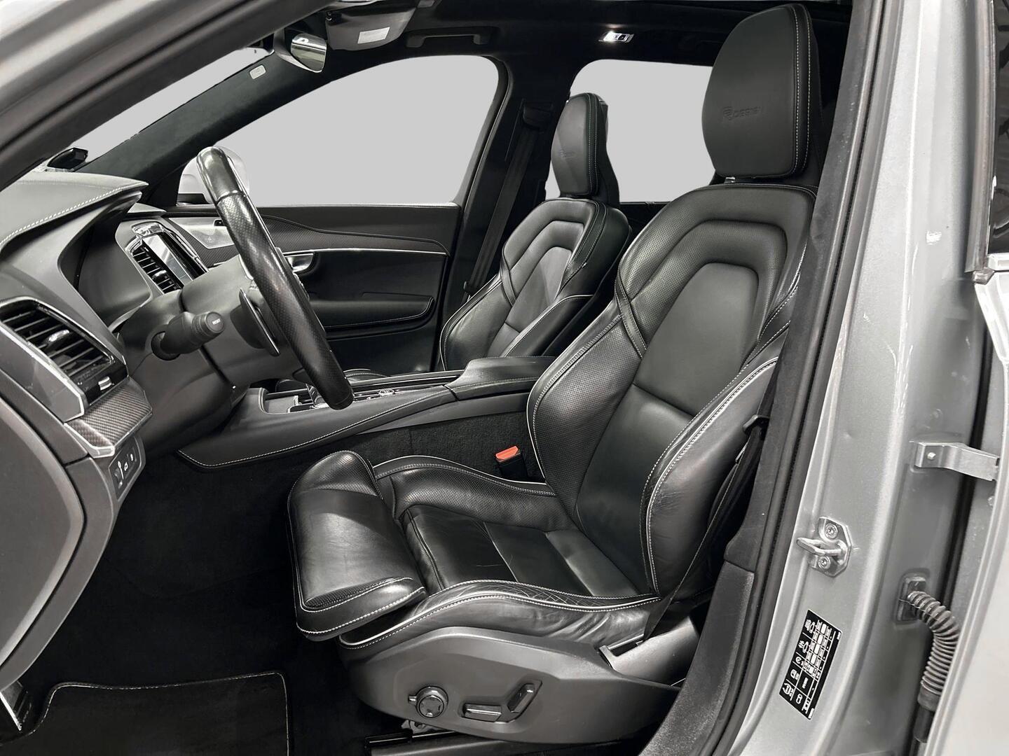 VOLVO XC90 2018