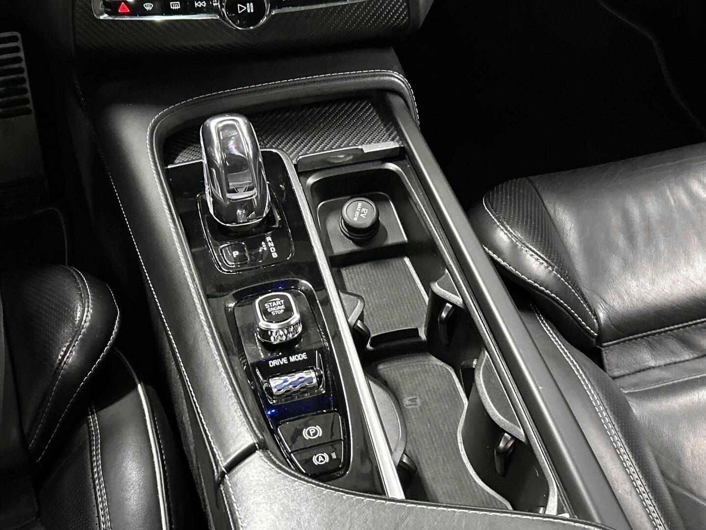 VOLVO XC90 2018