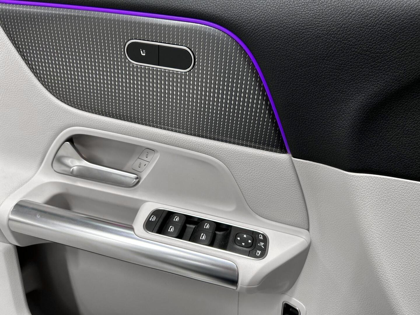 MERCEDES-BENZ EQA 2023
