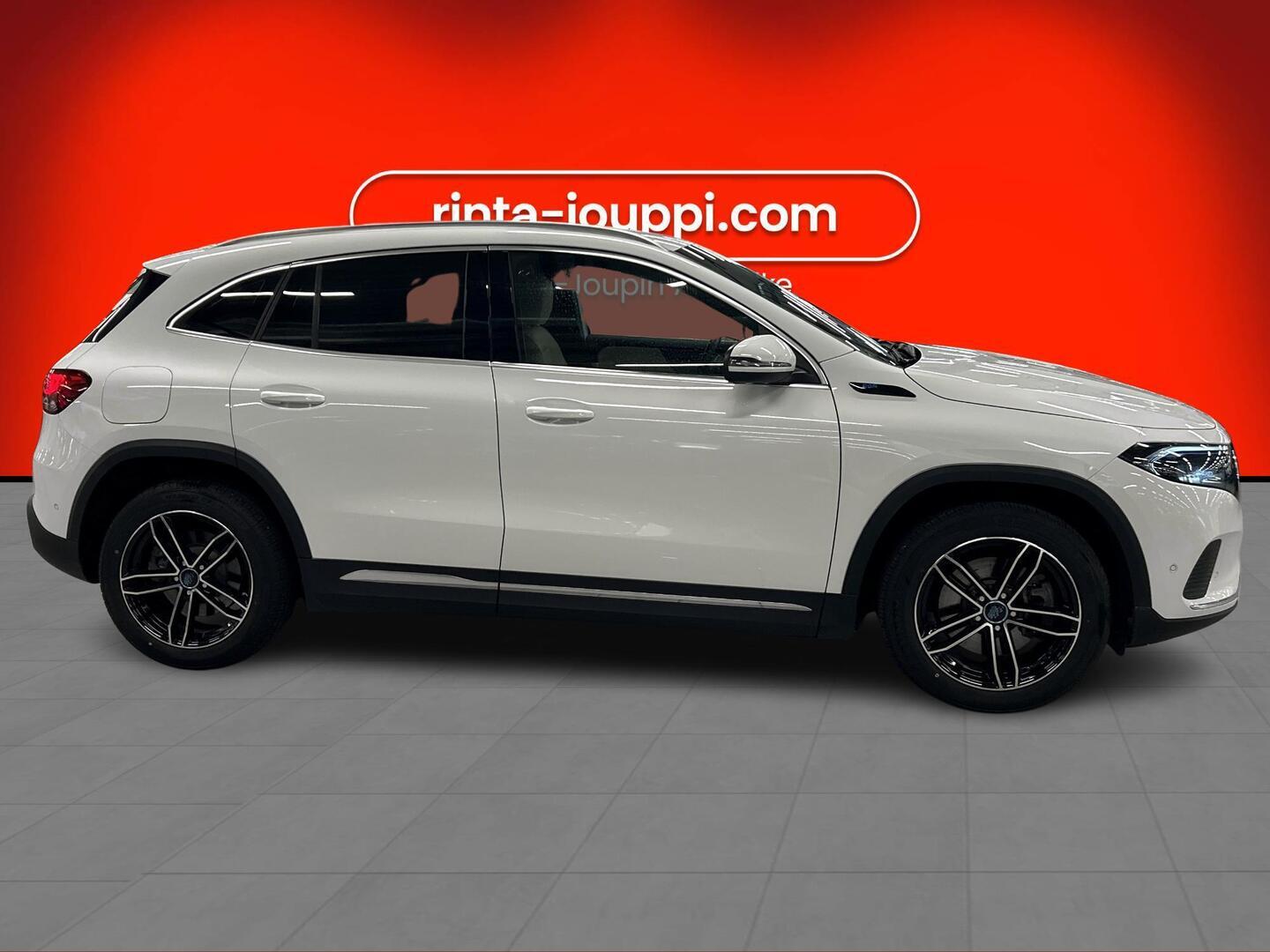 MERCEDES-BENZ EQA 2023