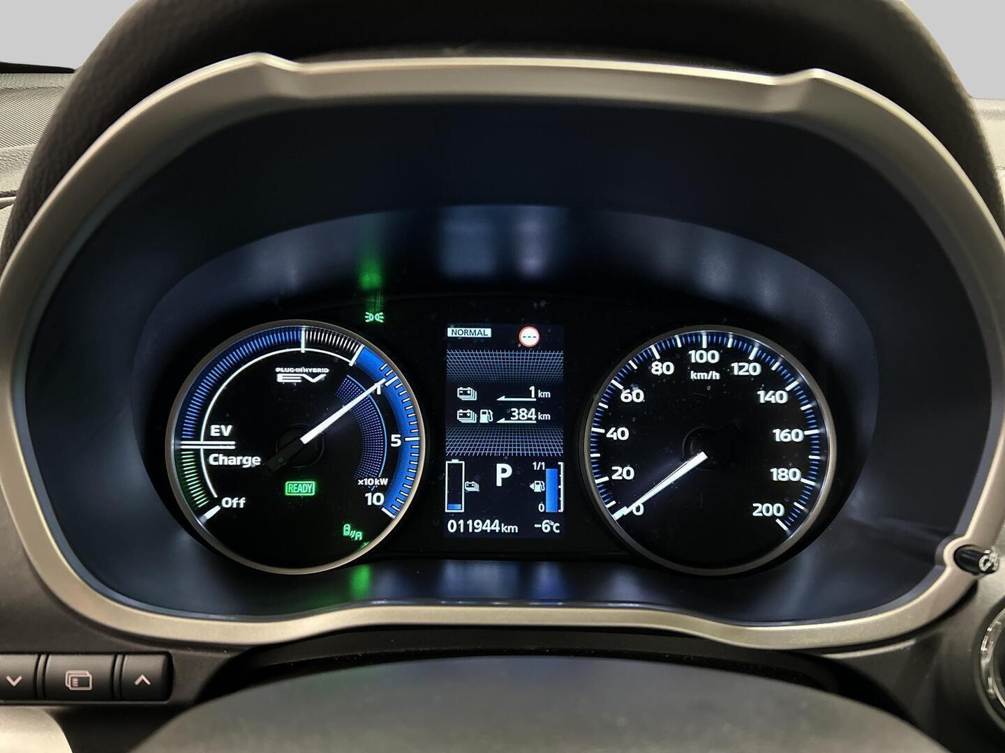 MITSUBISHI ECLIPSE CROSS 2024