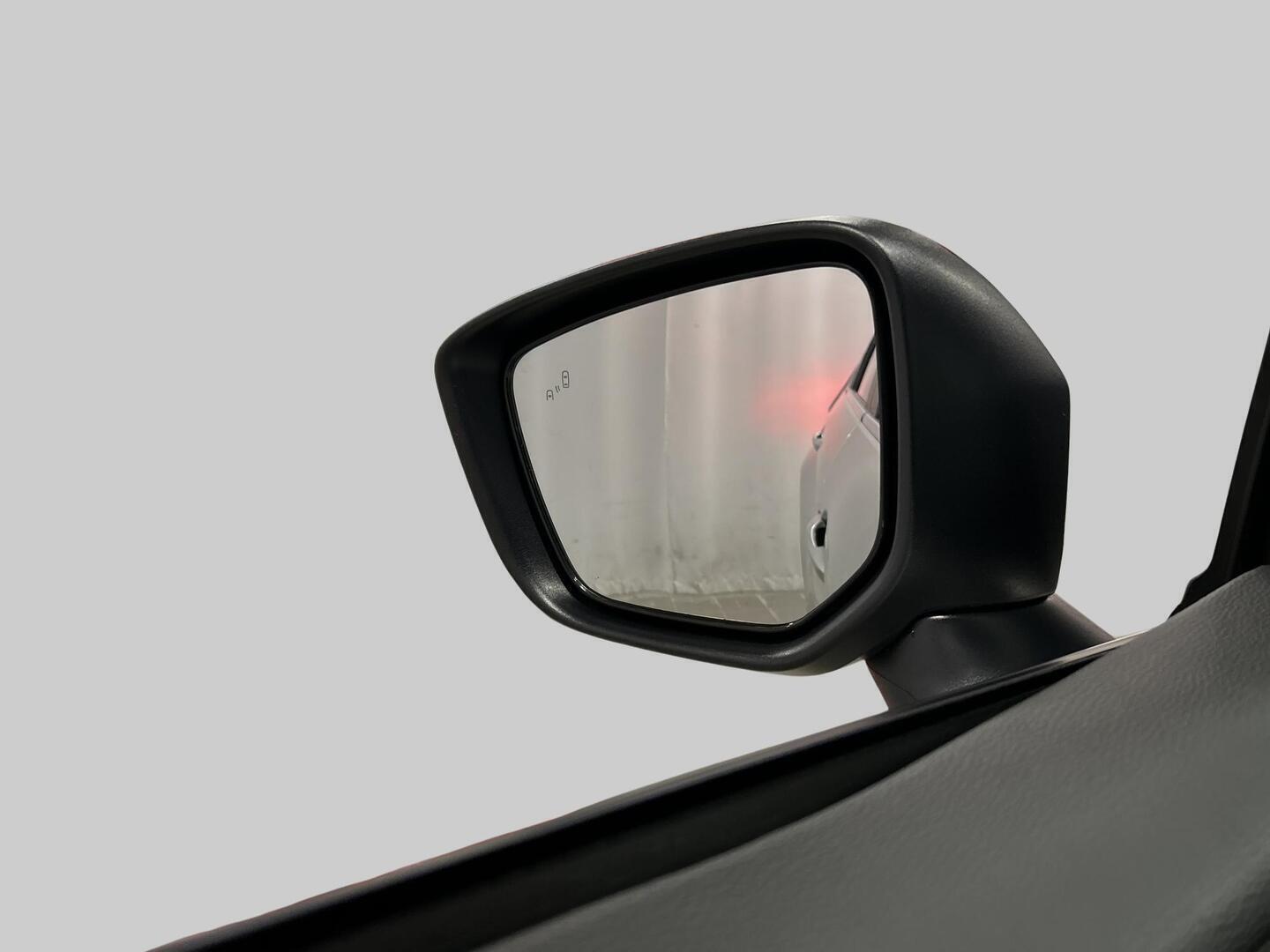 MITSUBISHI ECLIPSE CROSS 2024