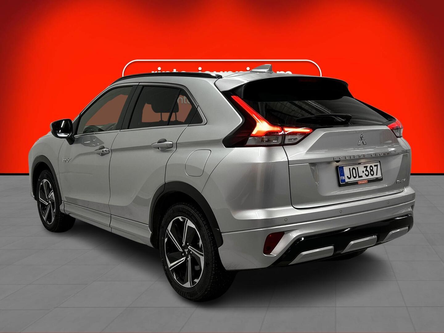 MITSUBISHI ECLIPSE CROSS 2024