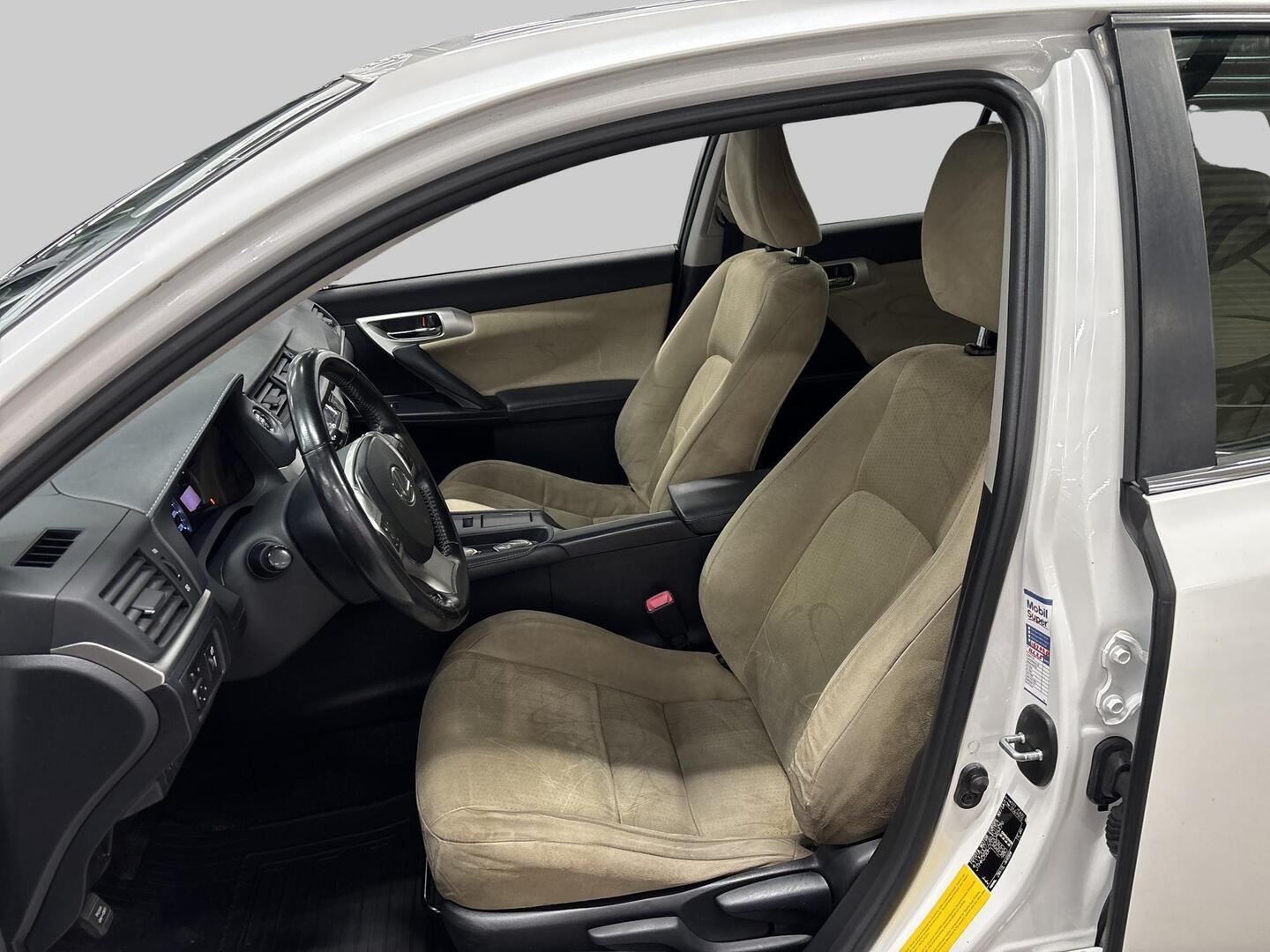 LEXUS CT 2011