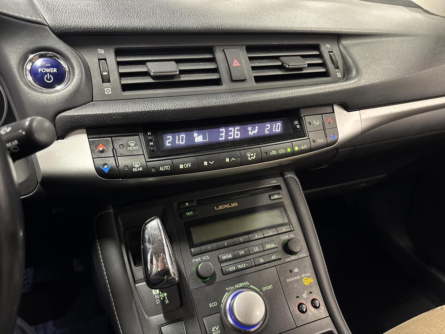 LEXUS CT 2011