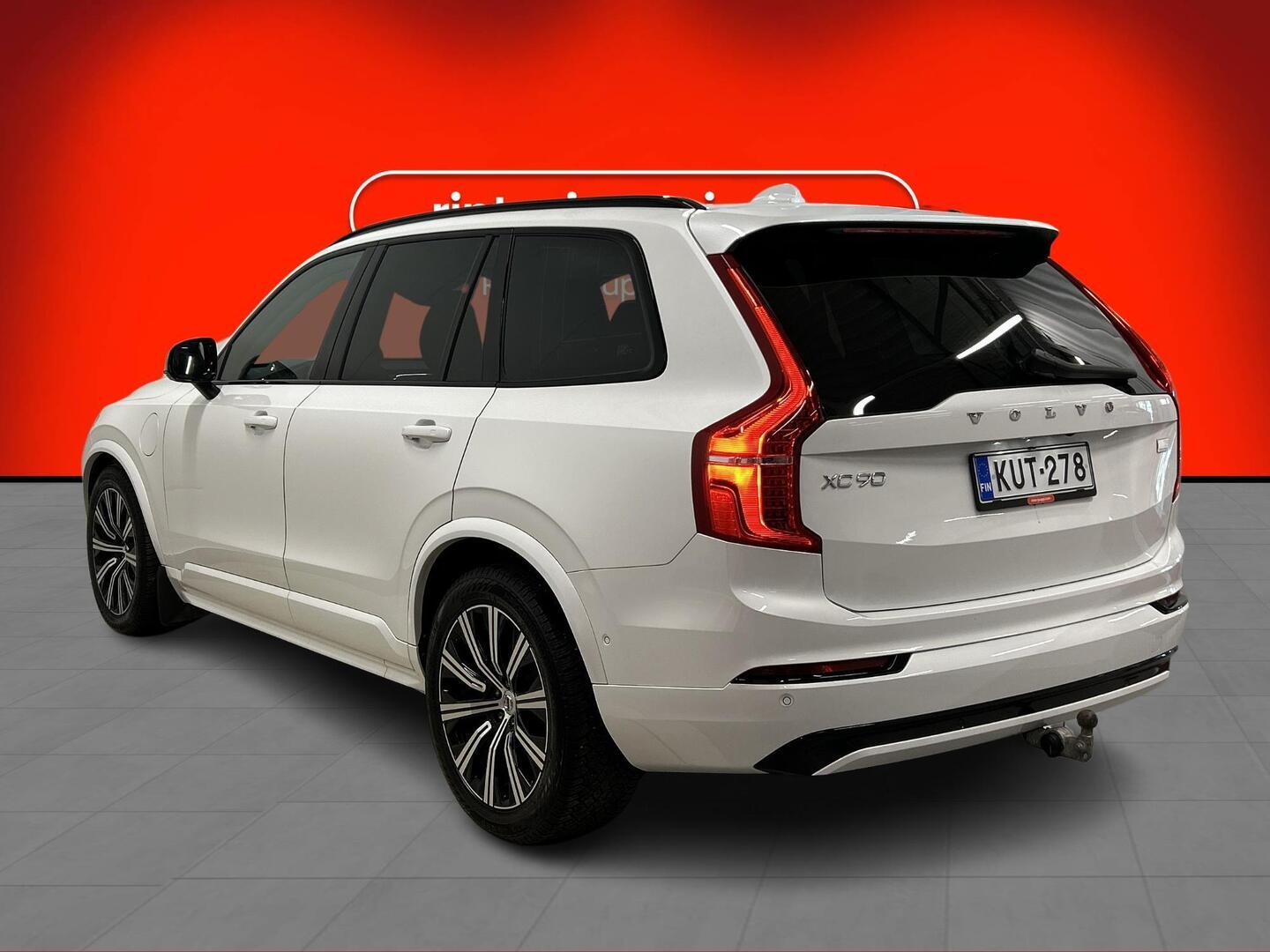 VOLVO XC90 2022