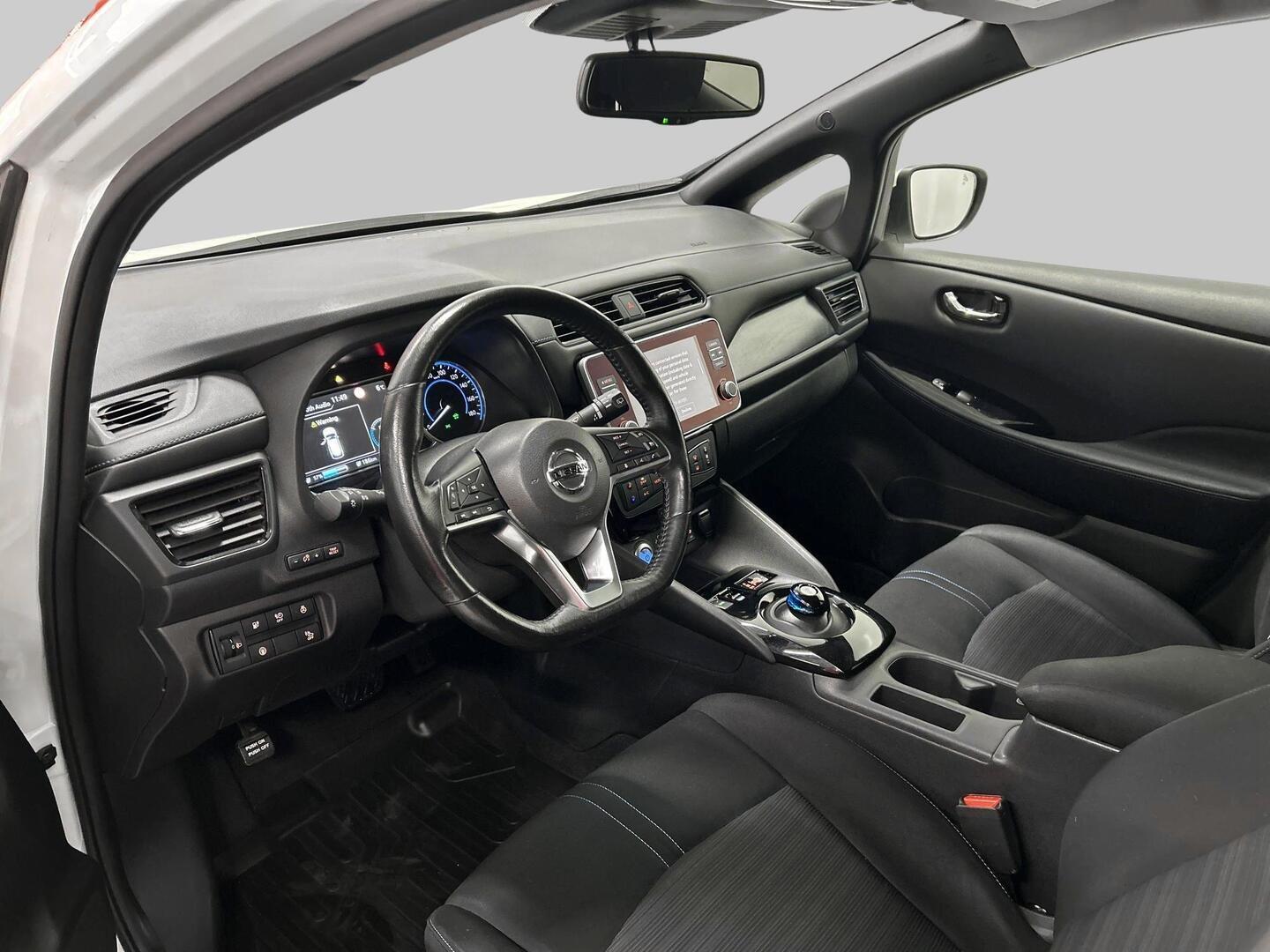 NISSAN Leaf 2021