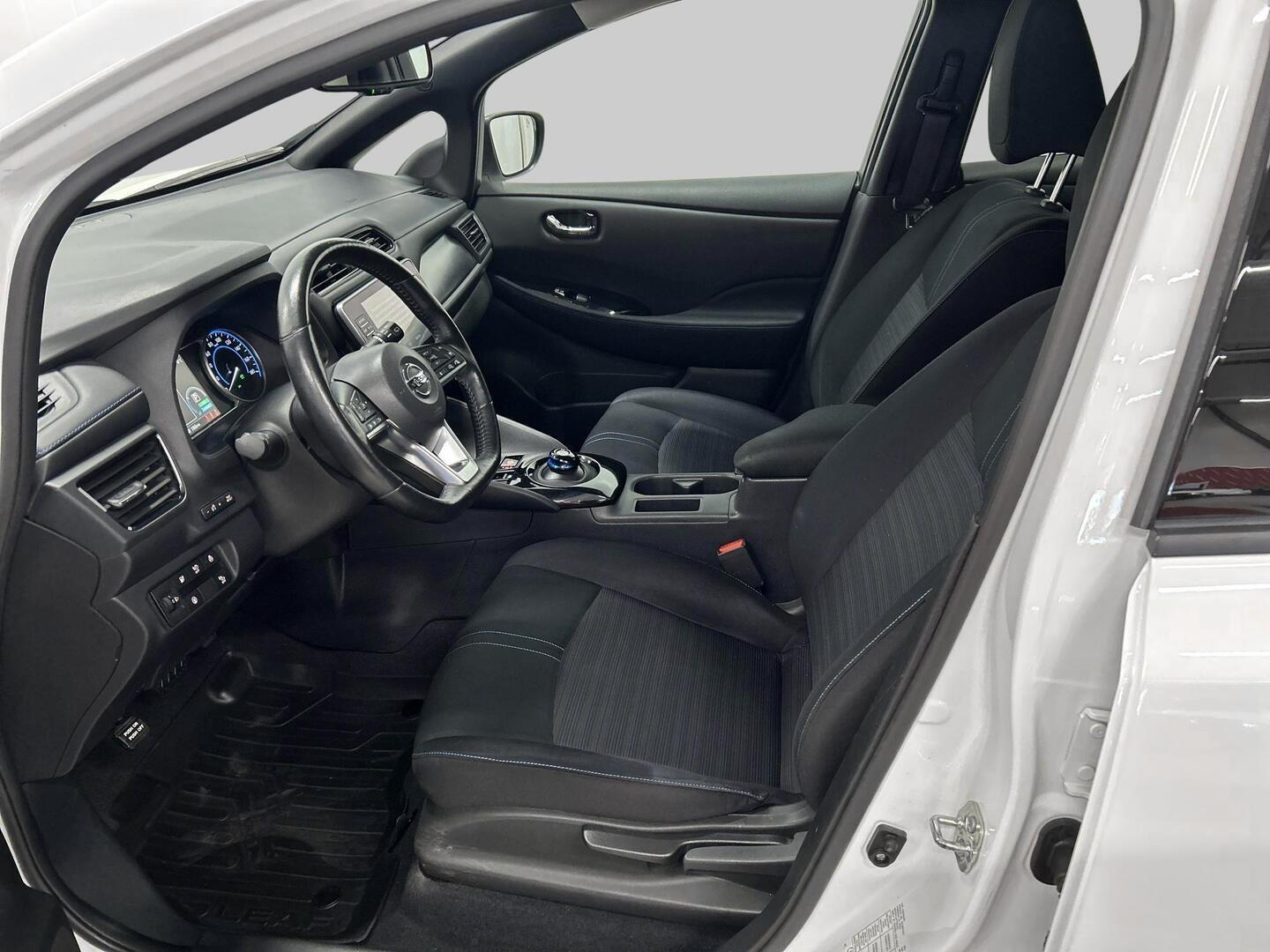 NISSAN Leaf 2021