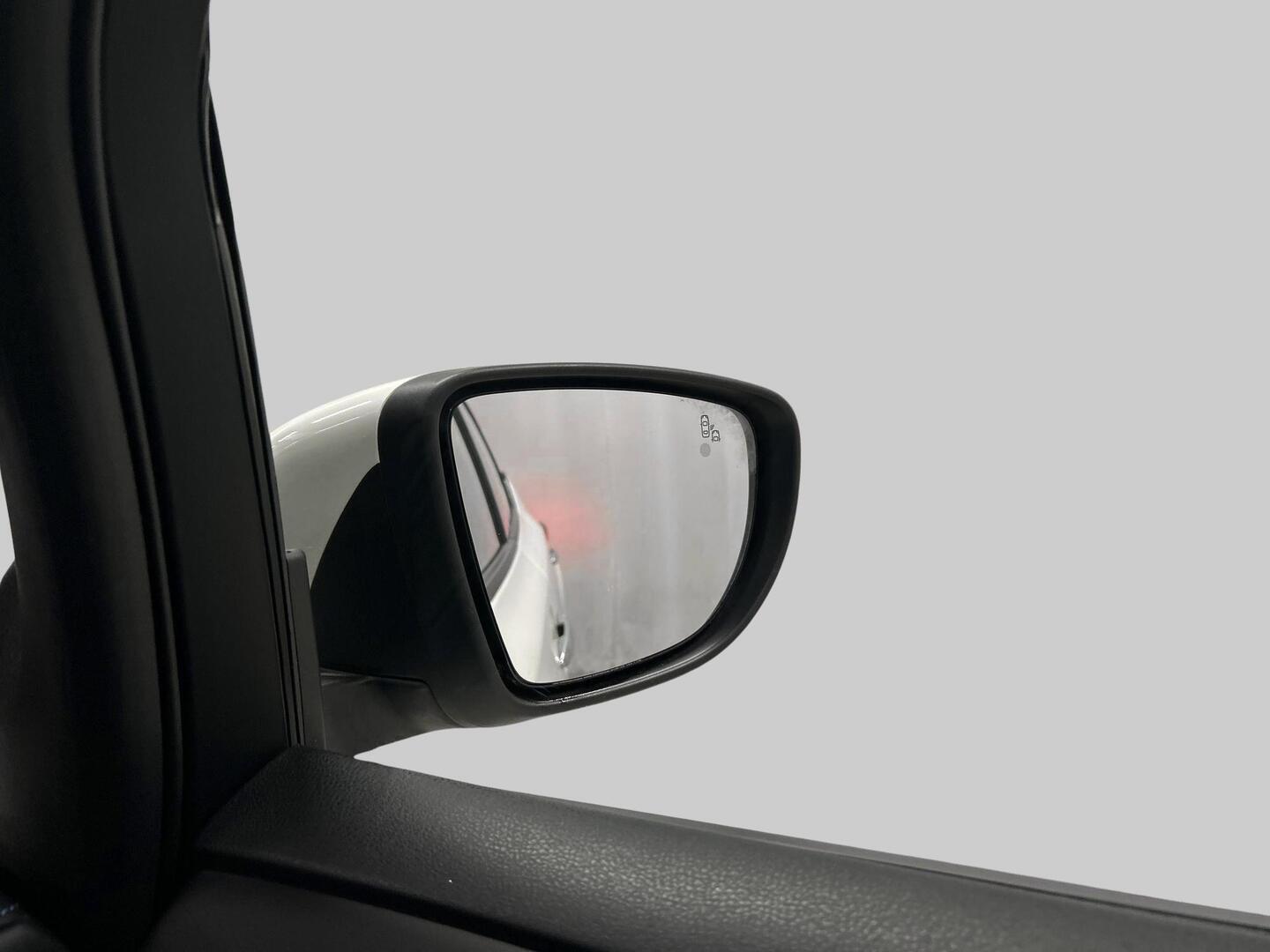 NISSAN Leaf 2021