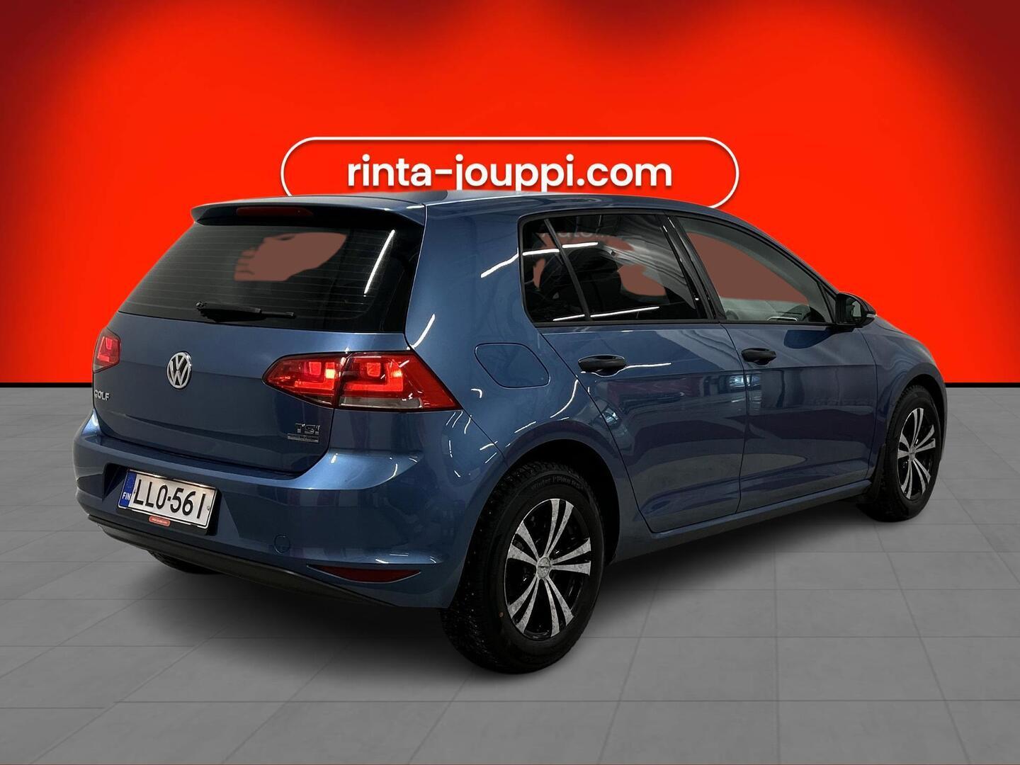 VOLKSWAGEN Golf 2012