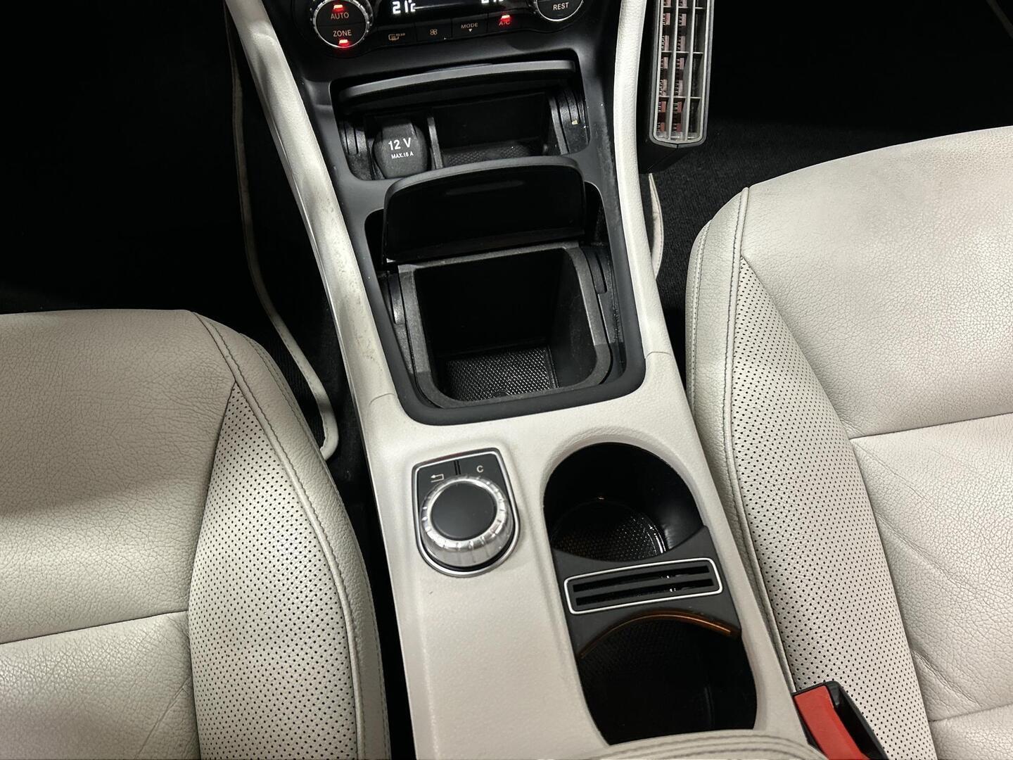 MERCEDES-BENZ CLA 2014