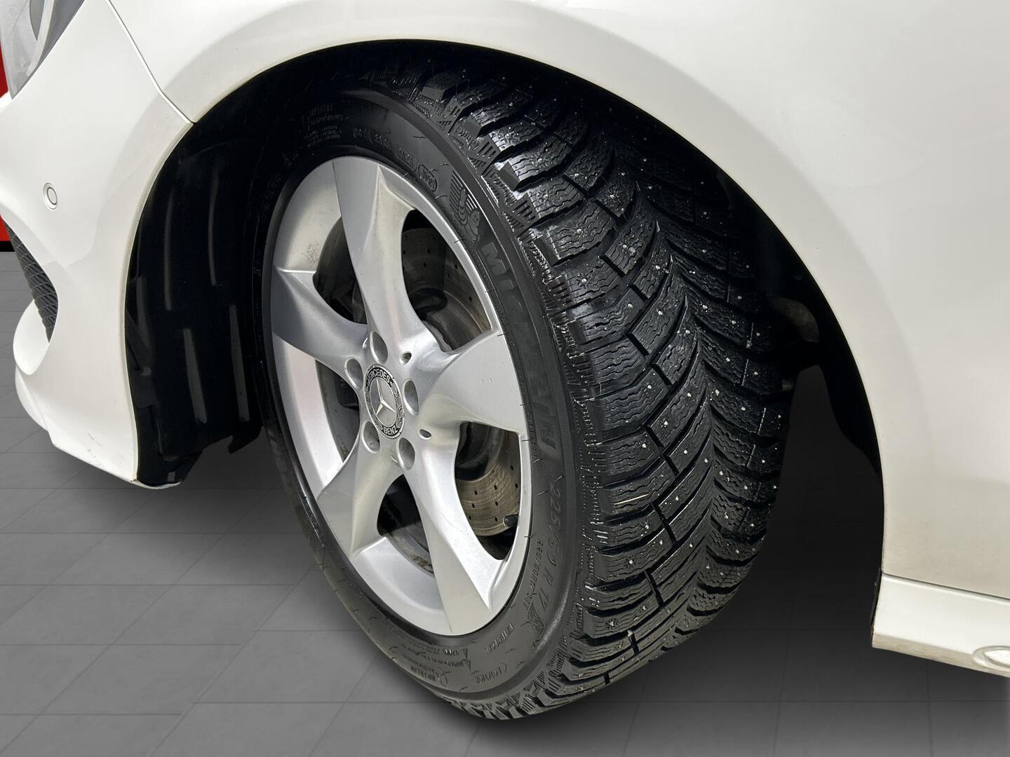 MERCEDES-BENZ CLA 2014