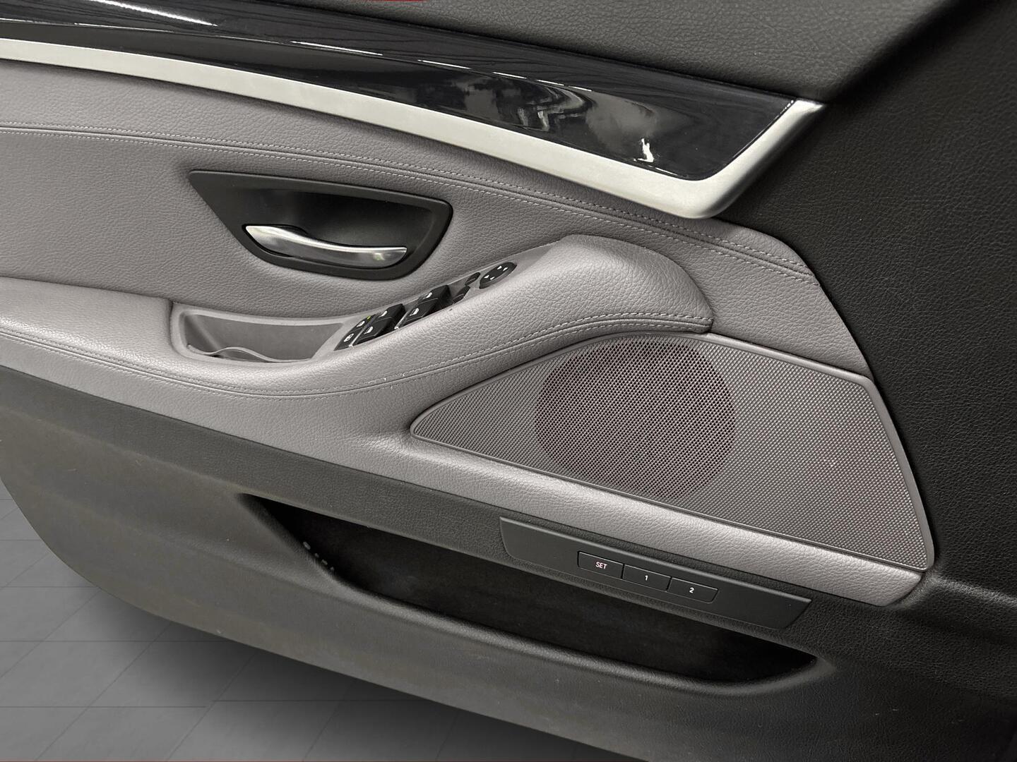 BMW 525 2016