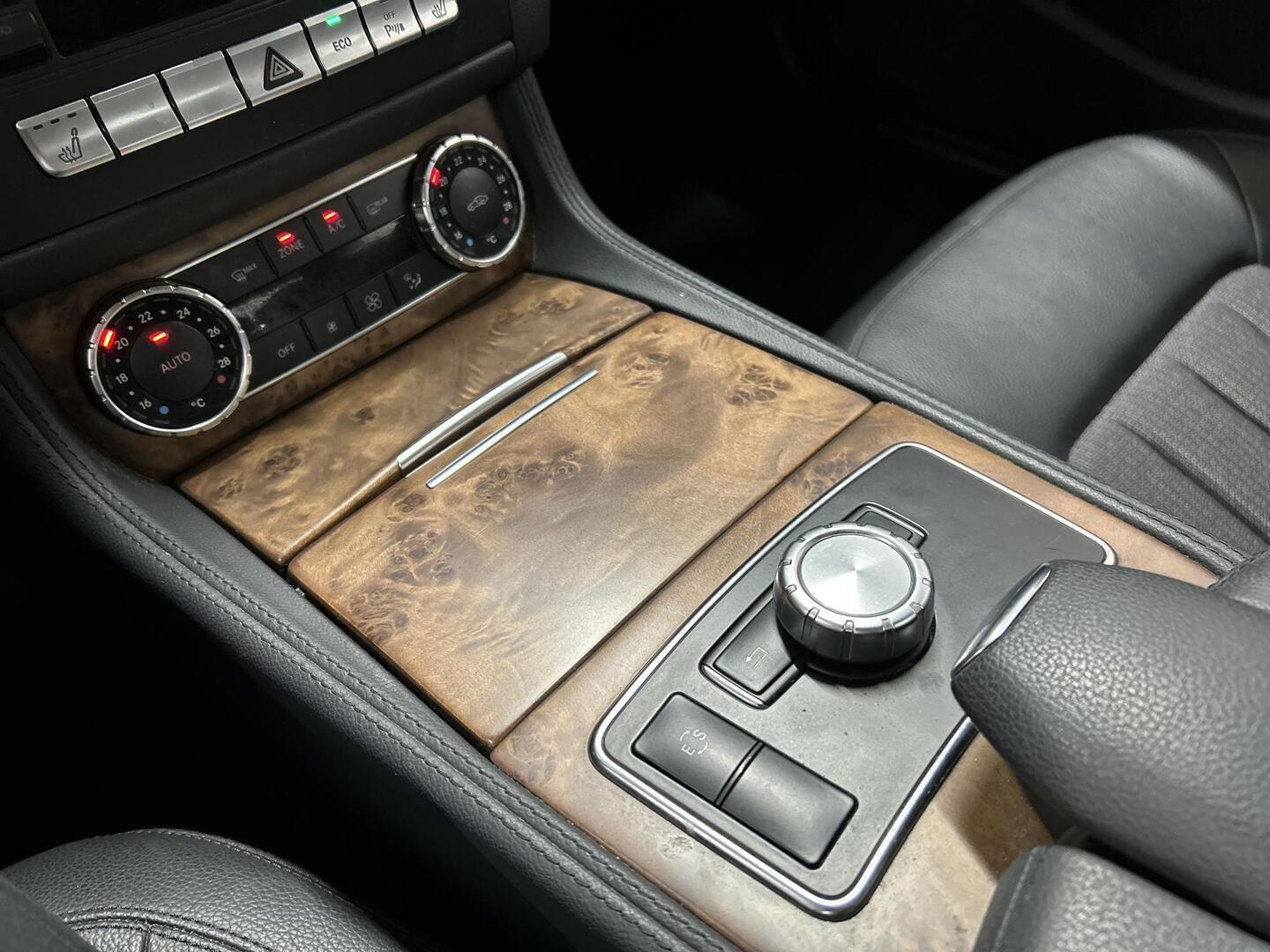 MERCEDES-BENZ CLS 2012