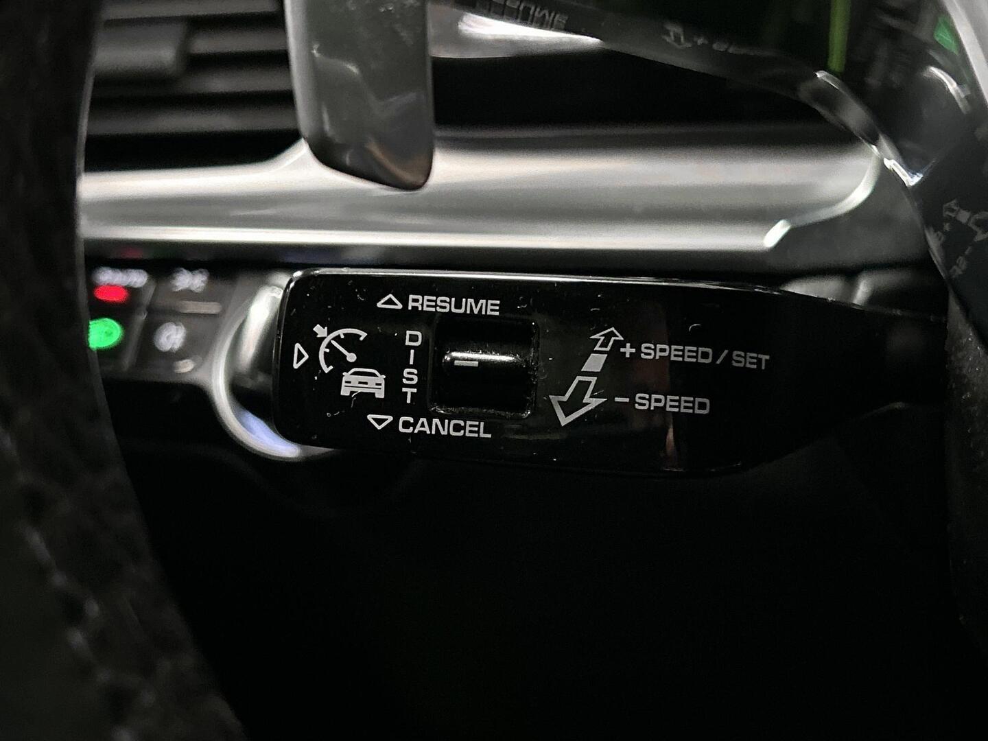 PORSCHE Panamera 2018