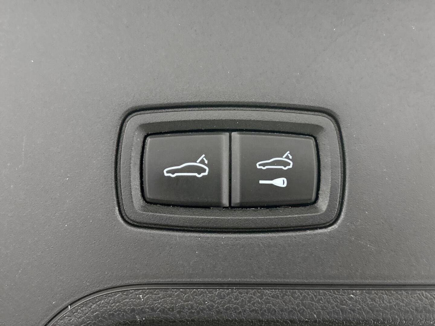 PORSCHE Panamera 2018