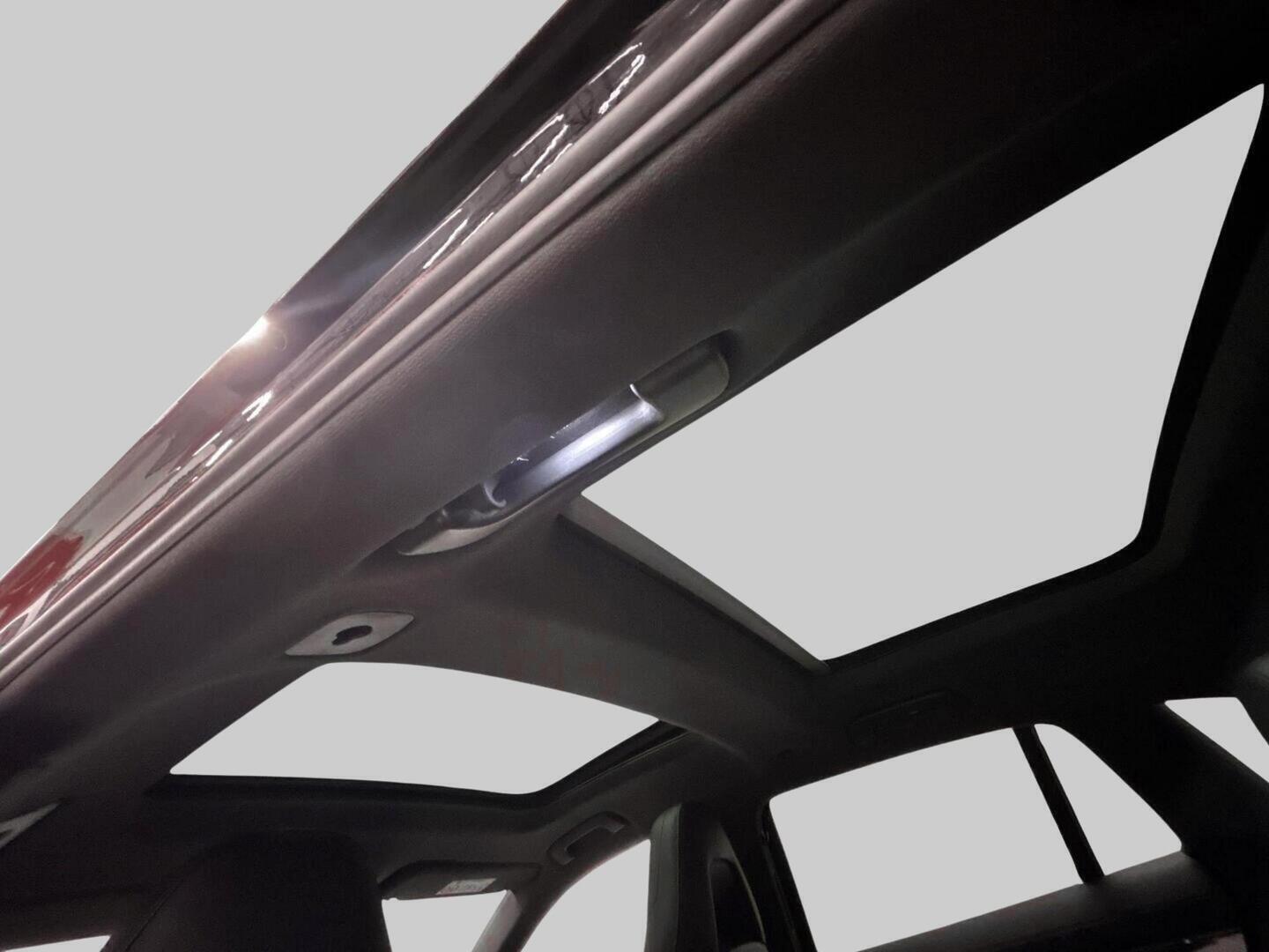 PORSCHE Panamera 2018