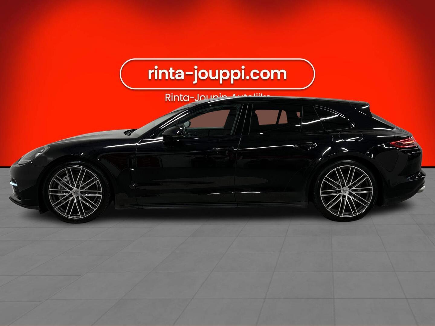 PORSCHE Panamera 2018