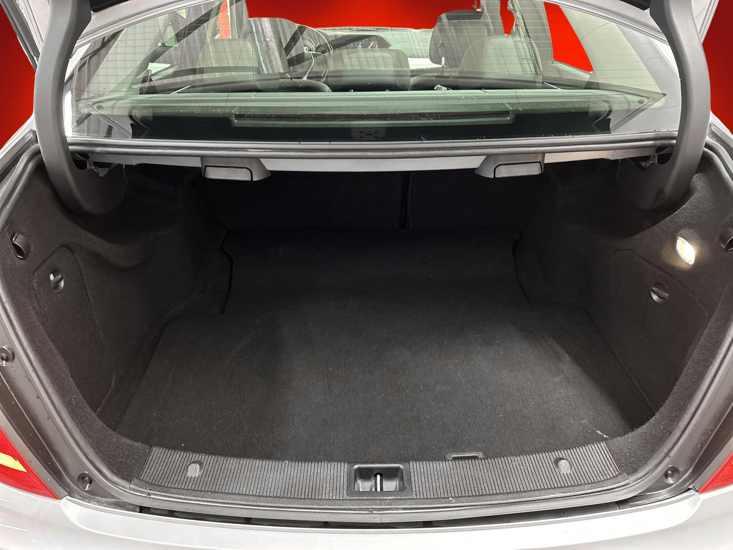 MERCEDES-BENZ C 2012